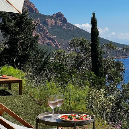 Boheme With Seaview & Private Garden, Antheor